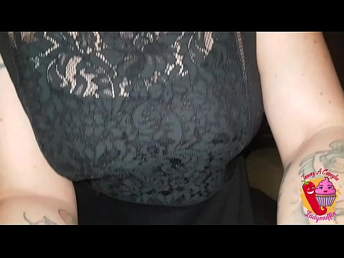 ❤️ خواهر ناتنی شلخته به او یک دم دستی و اسپانیایی می دهد ️ فیلم لعنتی در fa.pornokey.ru ❌️❤